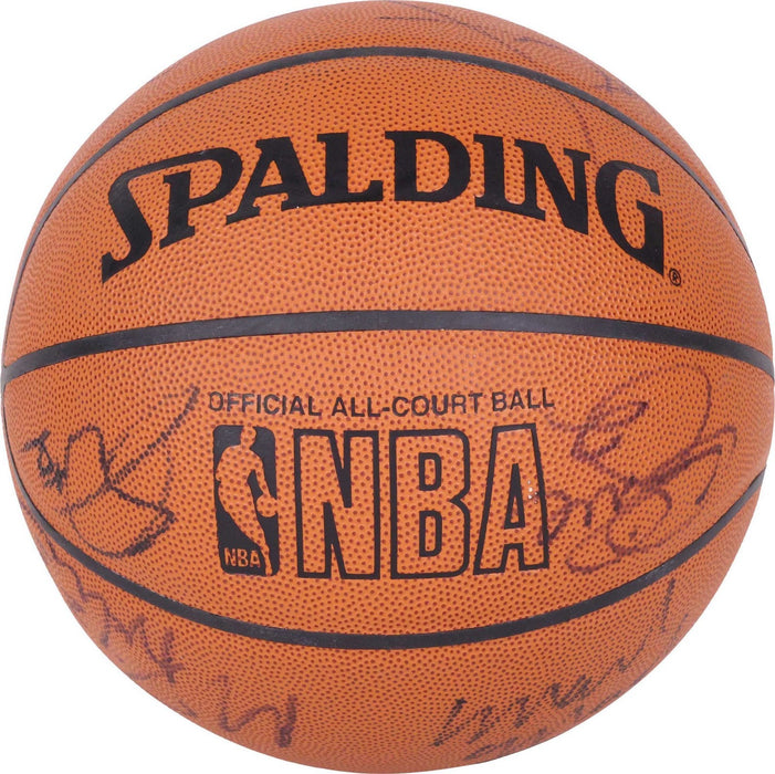Kobe Bryant 2002-03 Los Angeles Lakers NBA Champs Team Signed Basketball PSA
