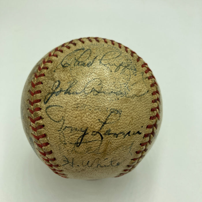 Lou Gehrig Sweet Spot 1935 New York Yankees Team Signed Baseball PSA DNA & JSA