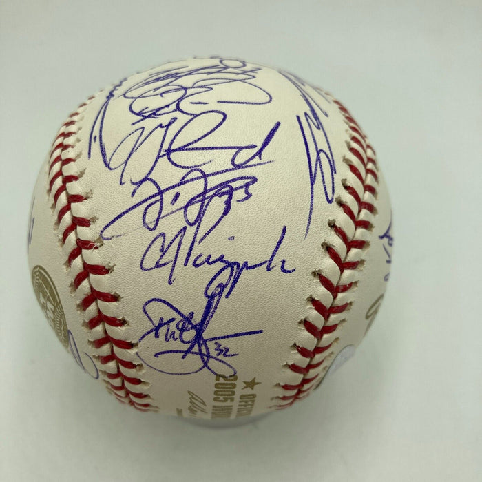 The Finest 2005 Chicago White Sox Team Signed World Series Baseball Steiner COA