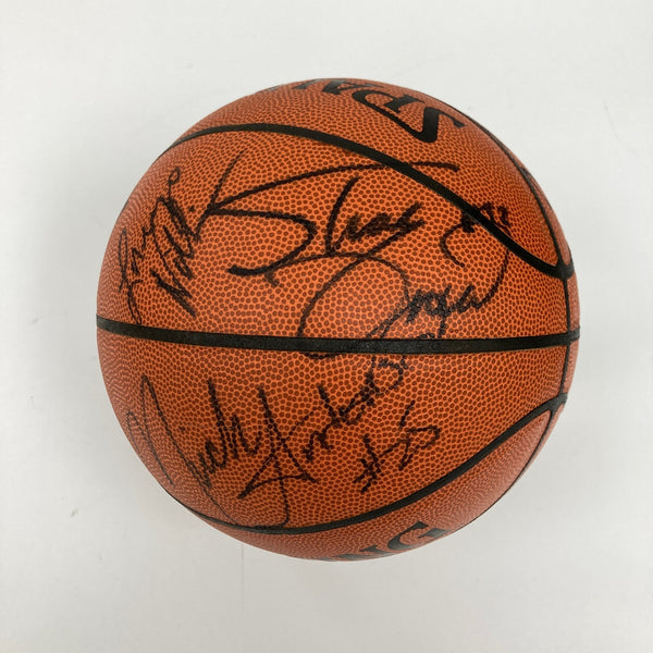 Shaquille O'Neal Rookie 1992-93 Orlando Magic Team Signed Basketball JSA COA