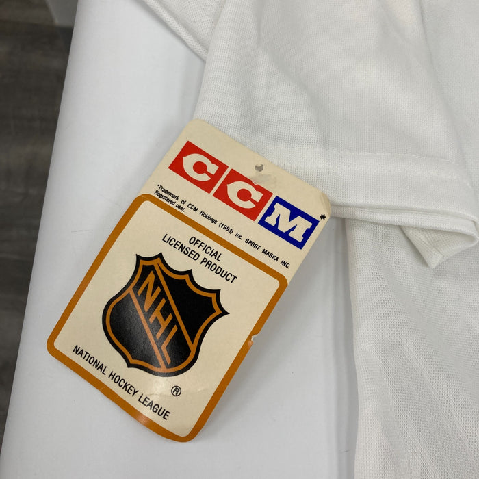 Wayne Gretzky Signed Los Angeles Kings Authentic Game Model CCM Jersey Beckett