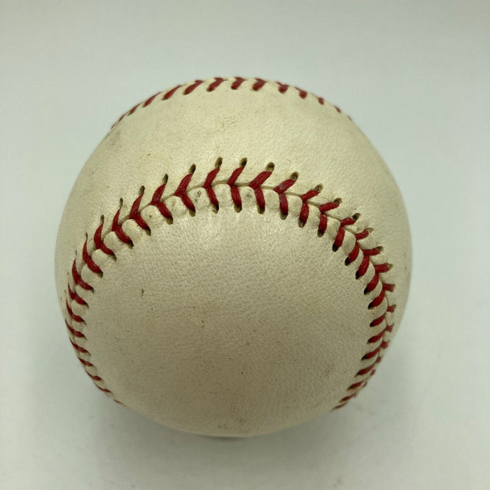 Beautiful Roberto Clemente Single Signed Baseball PSA DNA Graded Mint 8