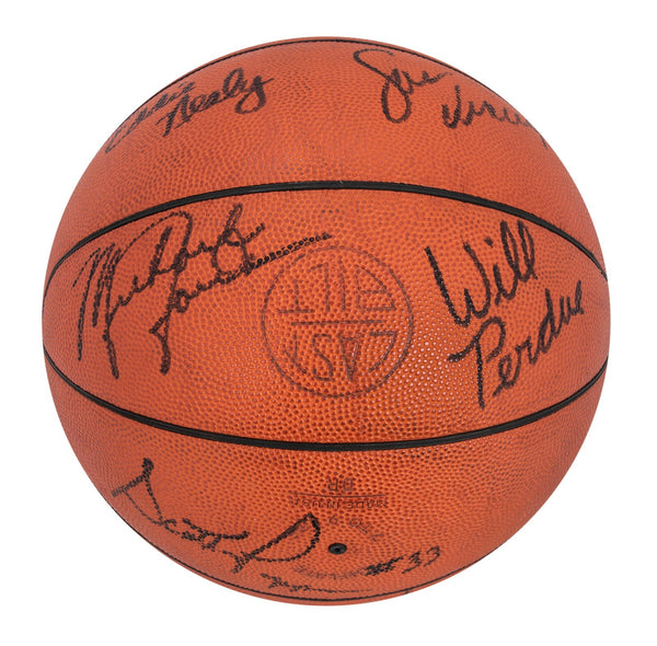 Michael Jordan 1988-89 Chicago Bulls Team Signed Auto Basketball Beckett COA