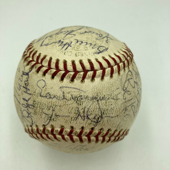 1961 New York Yankees W.S. Champs Team Signed Baseball Mickey Mantle Maris BAS