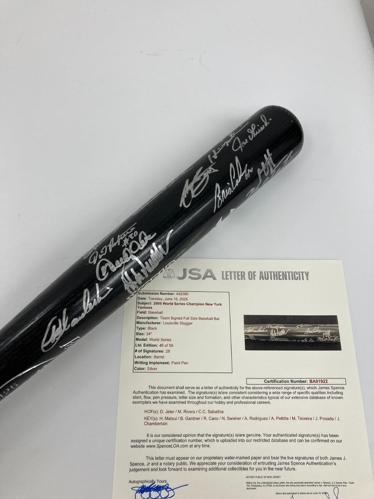 2009 New York Yankees World Series Champs Team Signed Bat #46/50 Beckett COA