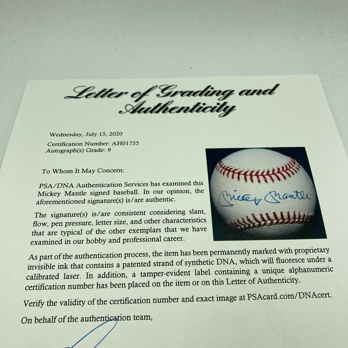Beautiful Mickey Mantle Signed American League Baseball PSA DNA Graded MINT 9