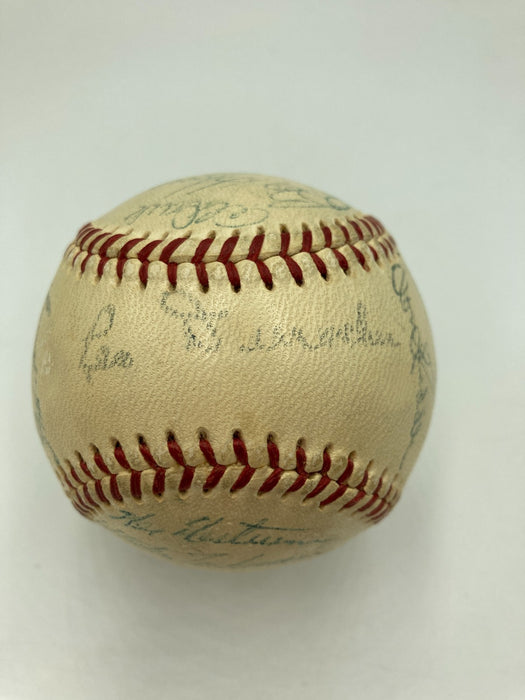 1954 New York Giants World Series Champs Team Signed Baseball Willie Mays JSA
