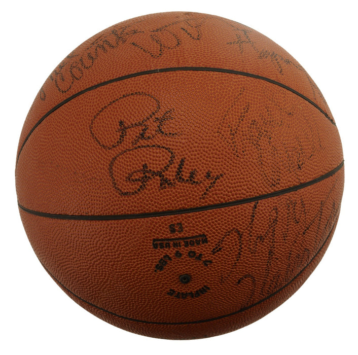 Wilt Chamberlain 1972-1973 Los Angeles Lakers Champs Team Signed Baseball JSA
