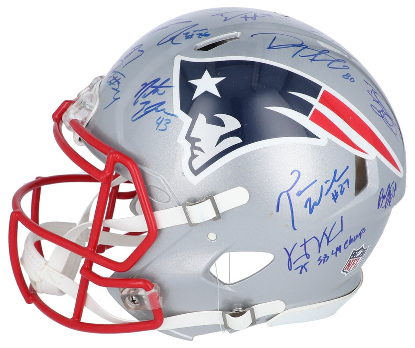 Tom Brady 2014 New England Patriots Super Bowl Champs Team Signed Helmet Steiner