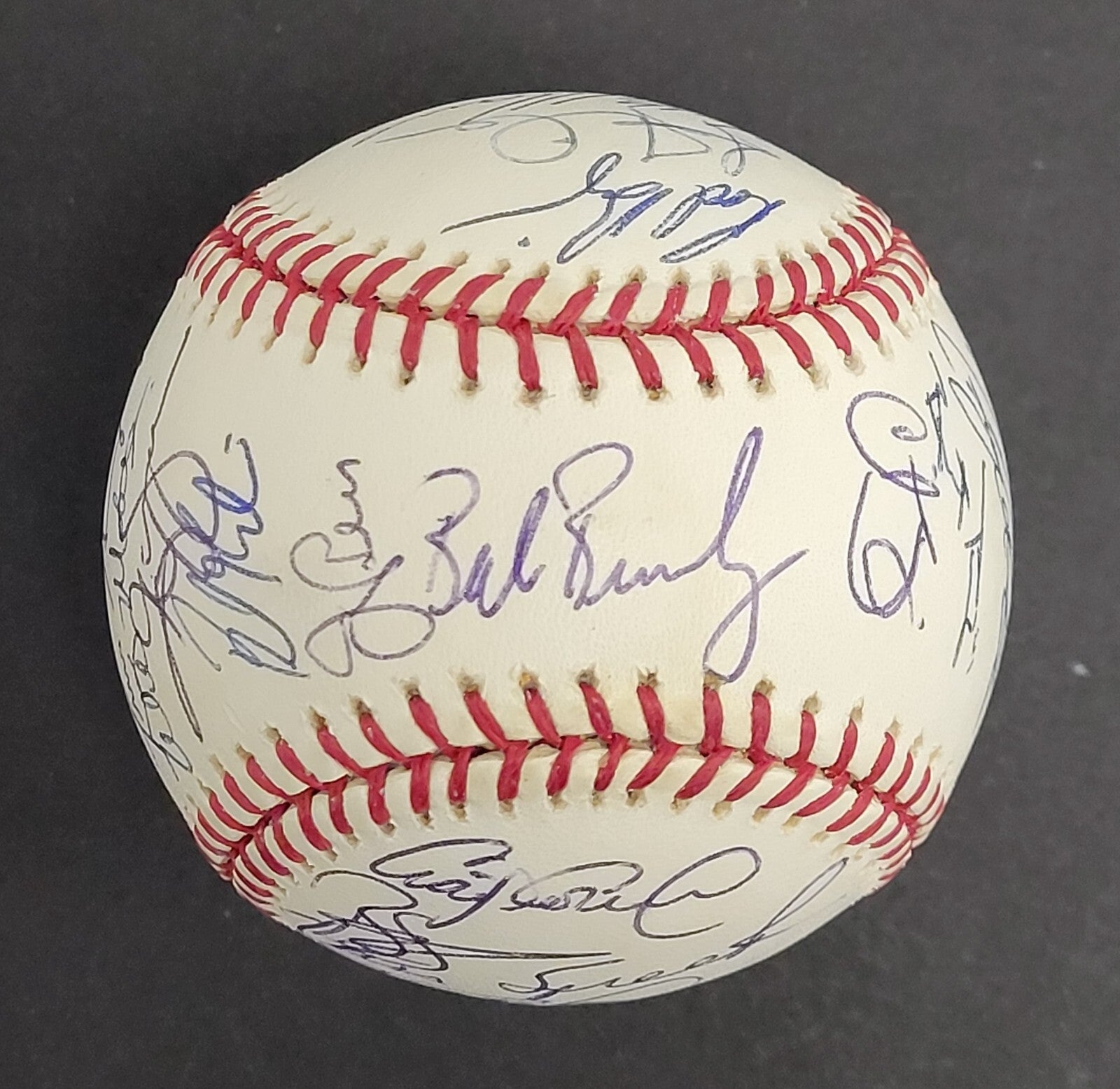 2001 Arizona Diamondbacks World Series Champs Team Signed Baseball Beckett COA