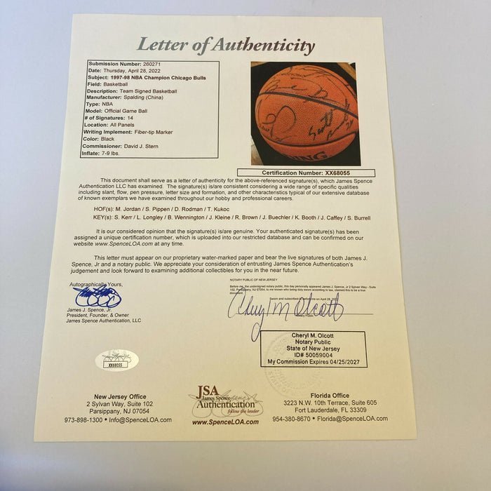 Michael Jordan 1997-98 Chicago Bulls Team Signed Basketball "The Last Dance" JSA