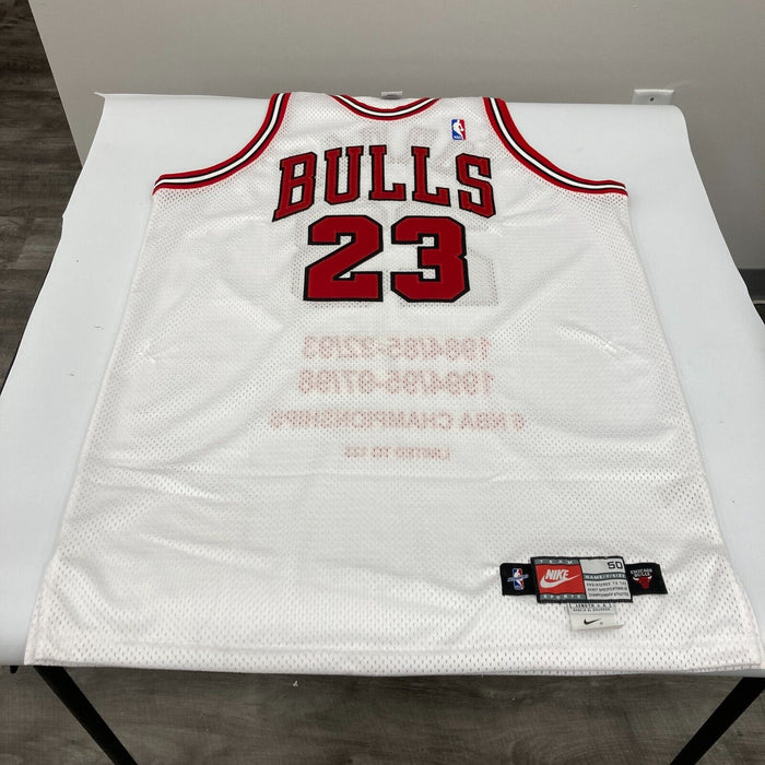 Michael Jordan Signed 1997-98 Pro Cut Chicago Bulls 6X Champs Jersey UDA