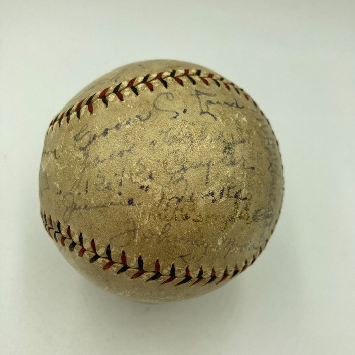 1929 Chicago Cubs NL Champs Team Signed Baseball Rogers Hornsby Beckett COA