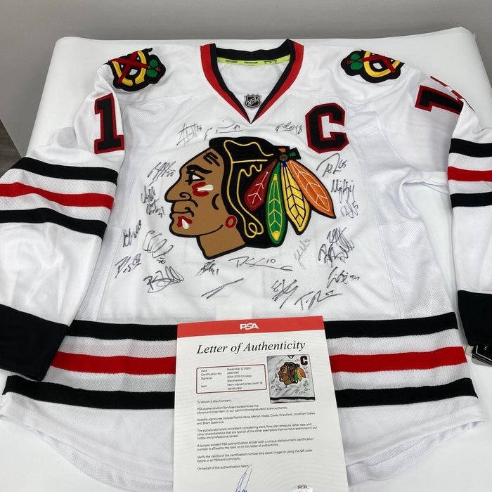 2014–15 Chicago Blackhawks Stanley Cup Champs Team Signed Jersey PSA DNA Beckett