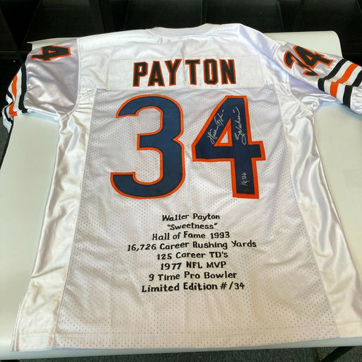 Walter Payton "Sweetness" Signed Chicago Bears Game Model STAT Jersey Beckett