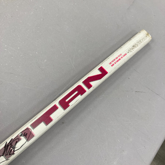 1989-1990 Los Angeles Kings Team Signed Titan Hockey Stick Wayne Gretzky JSA COA