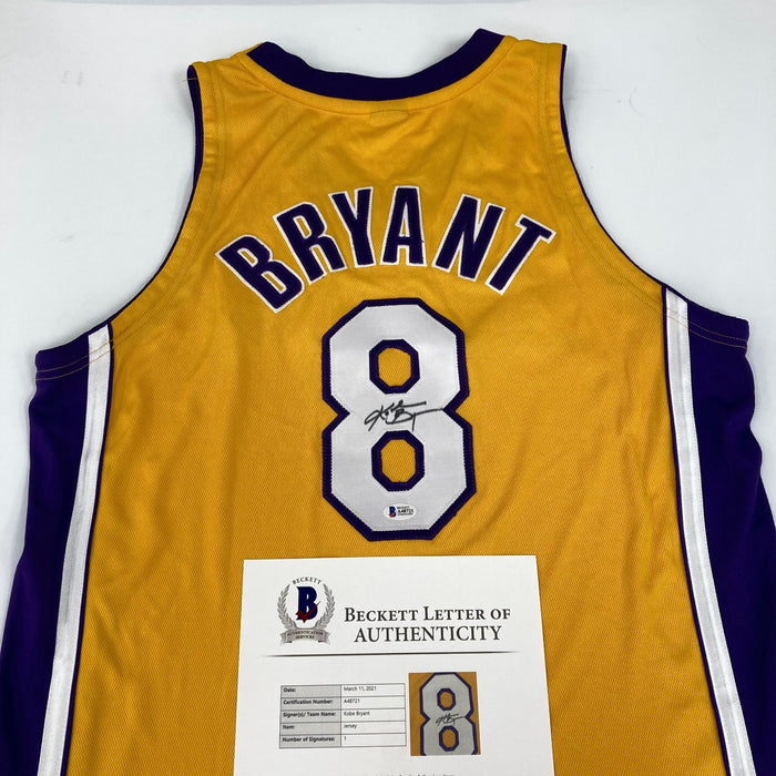 Kobe Bryant Signed 1999 Finals Los Angeles Lakers Pro Cut Jersey Beckett & PSA
