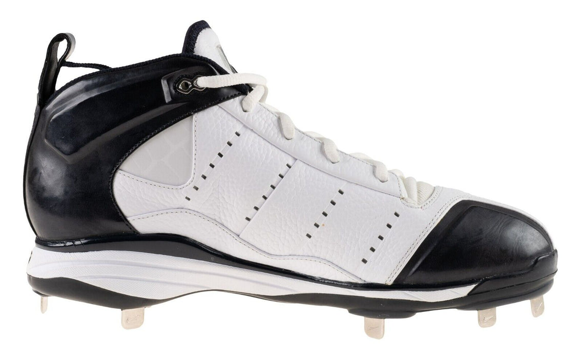 Derek Jeter Signed Jordan Game Model Baseball Cleat Steiner & MLB Holograms