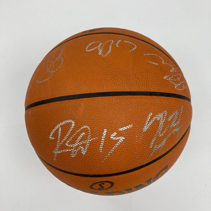 Kobe Bryant 2011–12 Los Angeles Lakers Team Signed NBA Game Basketball JSA COA