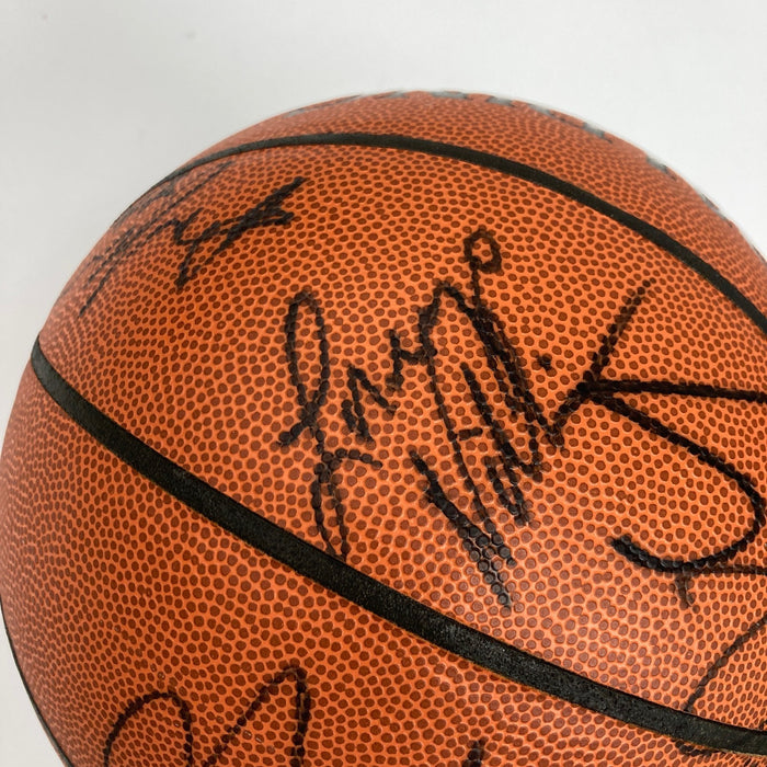 Shaquille O'Neal Rookie 1992-93 Orlando Magic Team Signed Basketball JSA COA