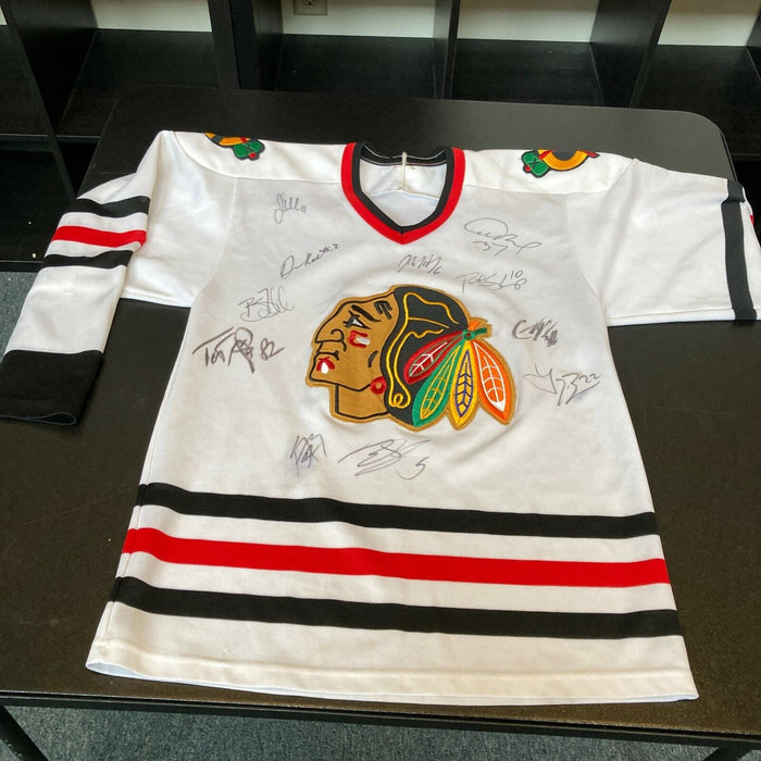 2009-10 Chicago Blackhawks Stanley Cup Champs Team Signed Jersey PSA DNA COA