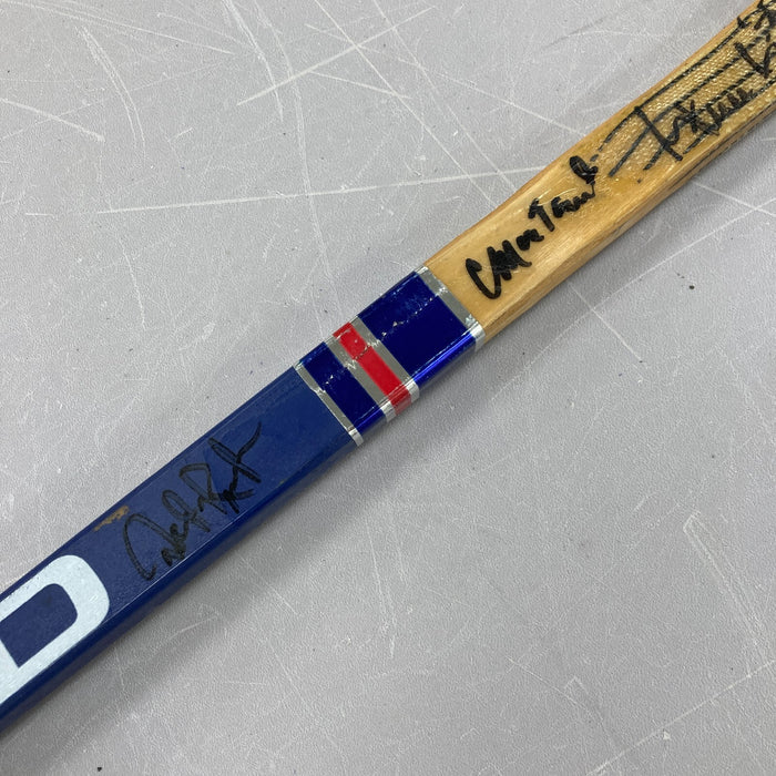 1987-88 Edmonton Oilers  Stanley Cup Champs Team Signed Stick Wayne Gretzky JSA