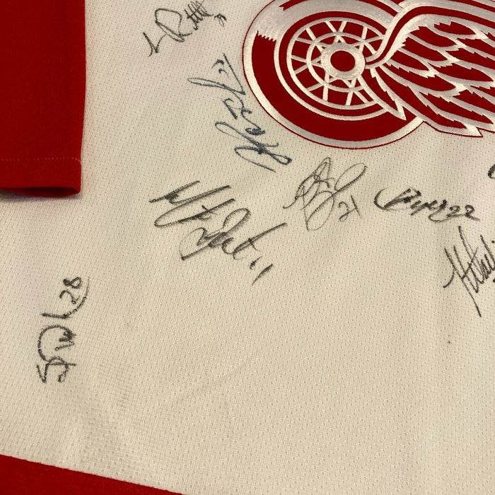 2001-02 Detroit Red Wings Stanley Cups Champs Team Signed Authentic Jersey JSA