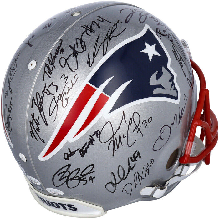 Tom Brady 2018 New England Patriots Super Bowl Champs Team Signed Helmet JSA COA