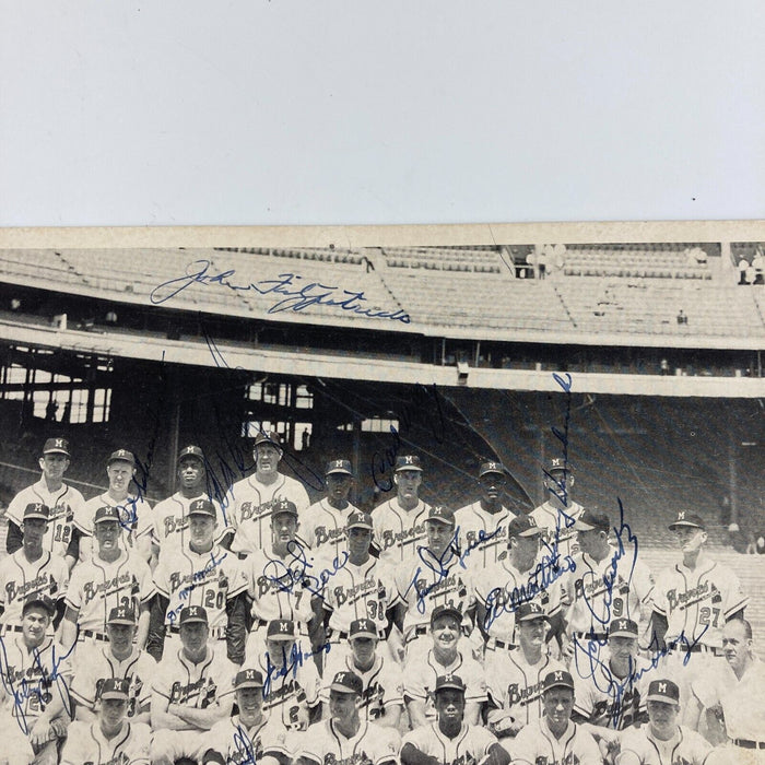 1958 Milwaukee Braves NL Champs Team Signed Photo Hank Aaron Beckett COA