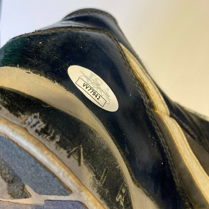 Eric Karros Signed Rookie Game Used Baseball Cleats Los Angeles Dodgers JSA COA