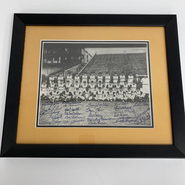 1960 Pittsburgh Pirates World Series Champs Team Signed 8x10 Framed Photo JSA