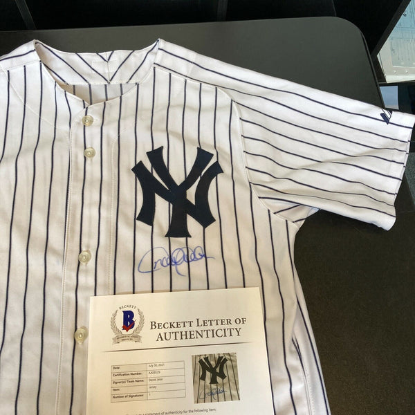 Derek Jeter Signed New York Yankees Authentic Majestic Jersey With Beckett COA