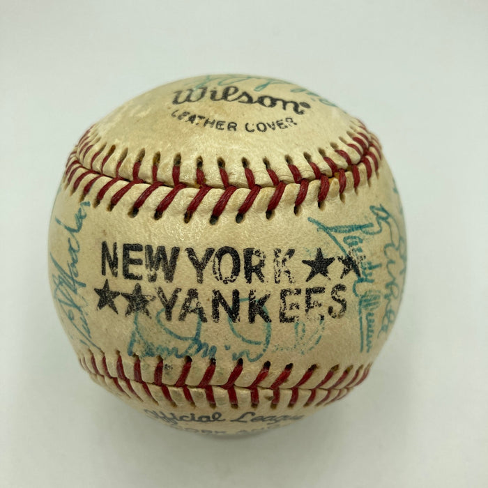 Thurman Munson 1974 New York Yankees Team Signed Baseball JSA COA