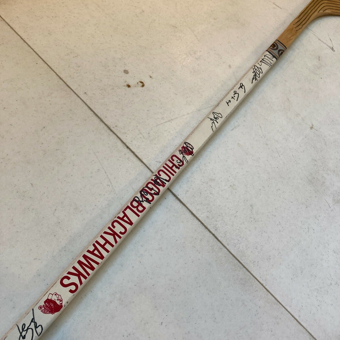 1993-94 Chicago Blackhawks Team Signed Chris Chelios Game Used Hockey Stick JSA