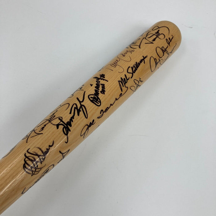 1998 NY Yankees World Series Champs Team Signed Bat 29 Sigs Derek Jeter JSA COA