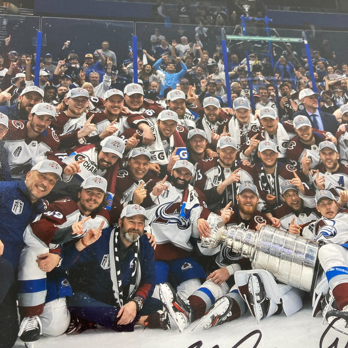 2022 Colorado Avalanche Stanley Cups Champs Team Signed 16x20 Photo Beckett COA