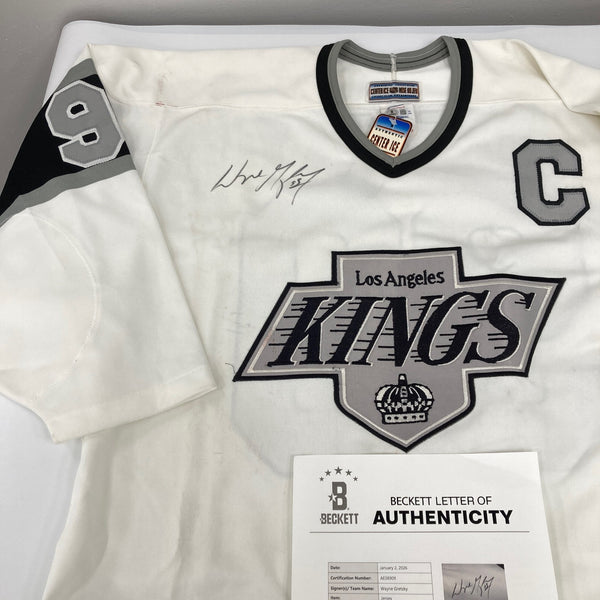 Wayne Gretzky Signed Los Angeles Kings Authentic Game Model Jersey Beckett COA