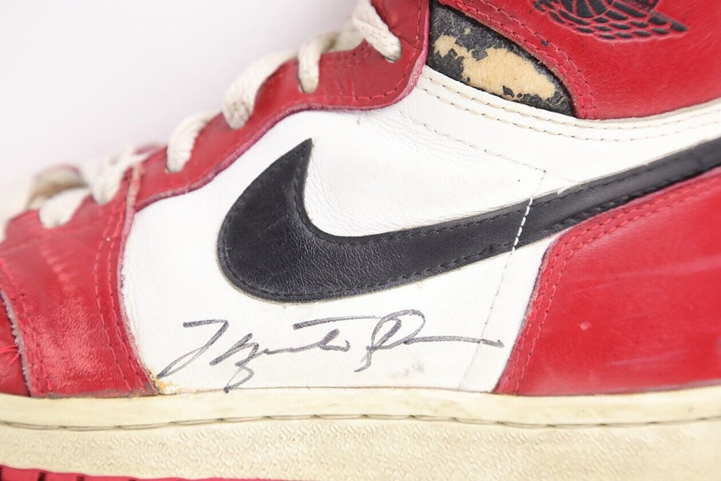 Michael Jordan Rookie Signed Pair Of 1985 Nike Jordan 1 Shoes Sneakers PSA DNA