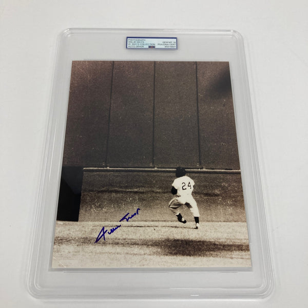 Willie Mays "The Catch" 1954 World Series Signed 8x10 Photo PSA 10 GEM MINT