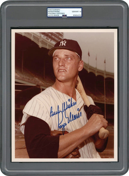 Roger Maris Signed 8x10 Photo PSA DNA 10 GEM MINT Auto