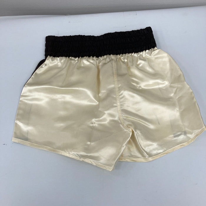 Beautiful Muhammad Ali Signed Everlast Trunks Shorts JSA COA