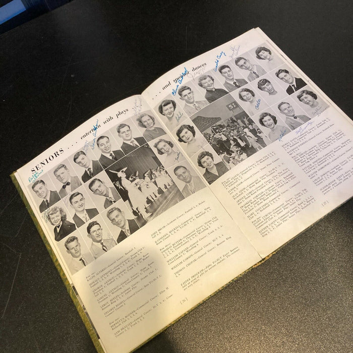 Bobby Vinton Signed Original 1951 Canon Log High School Yearbook Many Signature