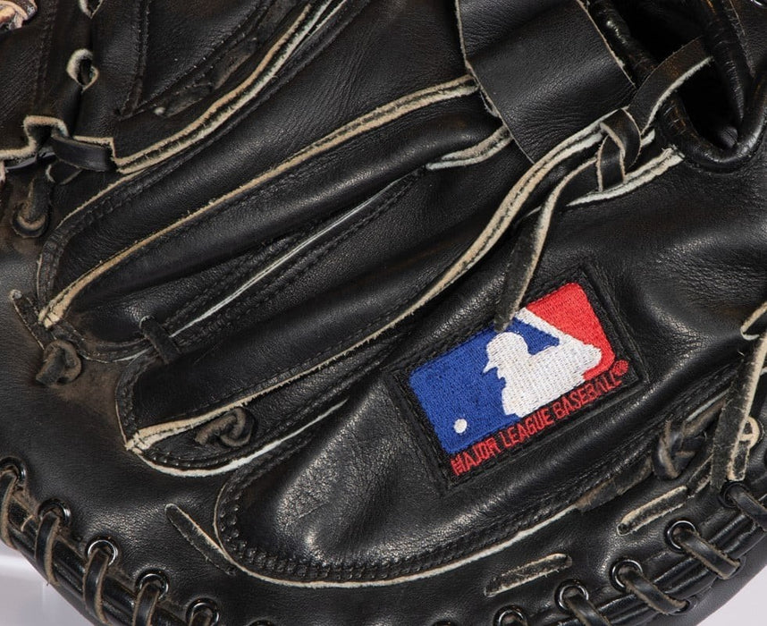Mike Piazza 1993 Game Used Catcher's Mitt Glove MEARS COA & LOP