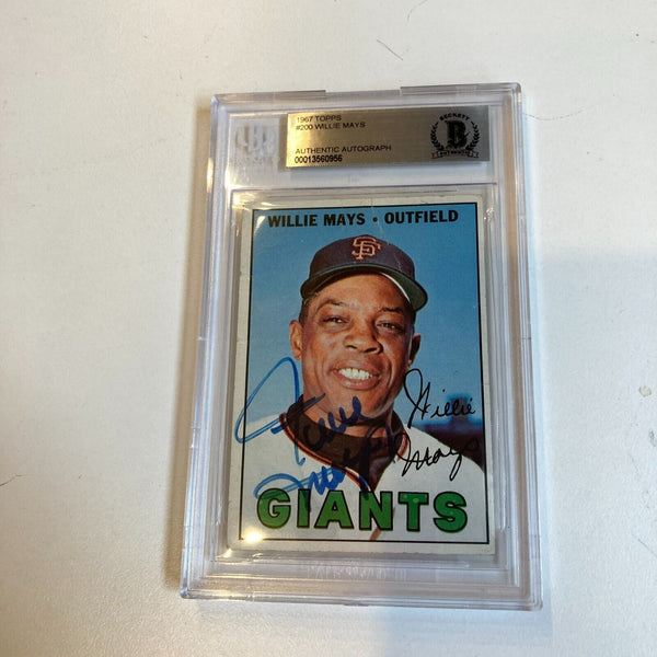 1967 Topps Willie Mays #200 Signed Autographed Baseball Card BGS Beckett