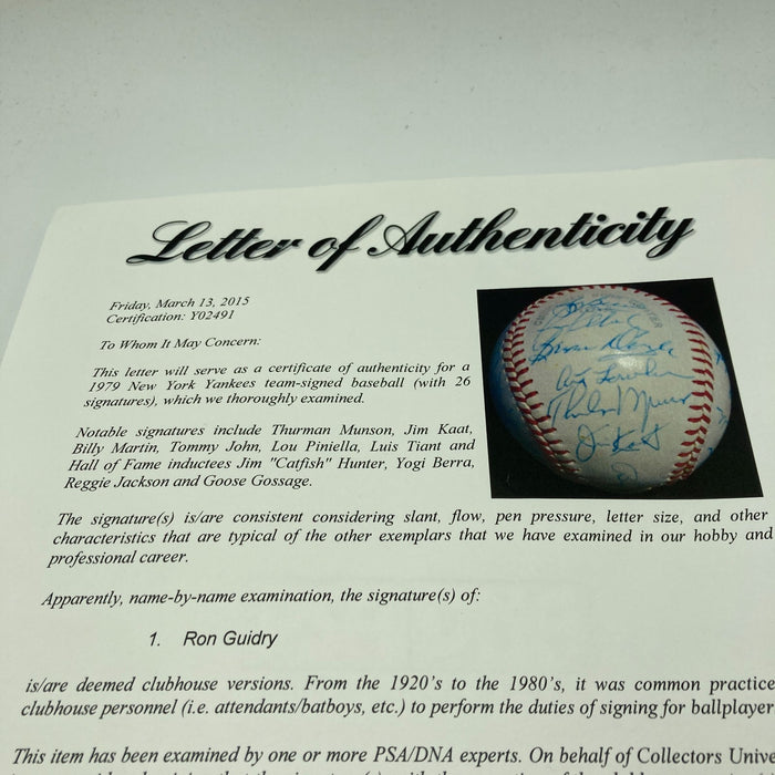 Beautiful Thurman Munson 1979 New York Yankees Team Signed Baseball PSA DNA RARE