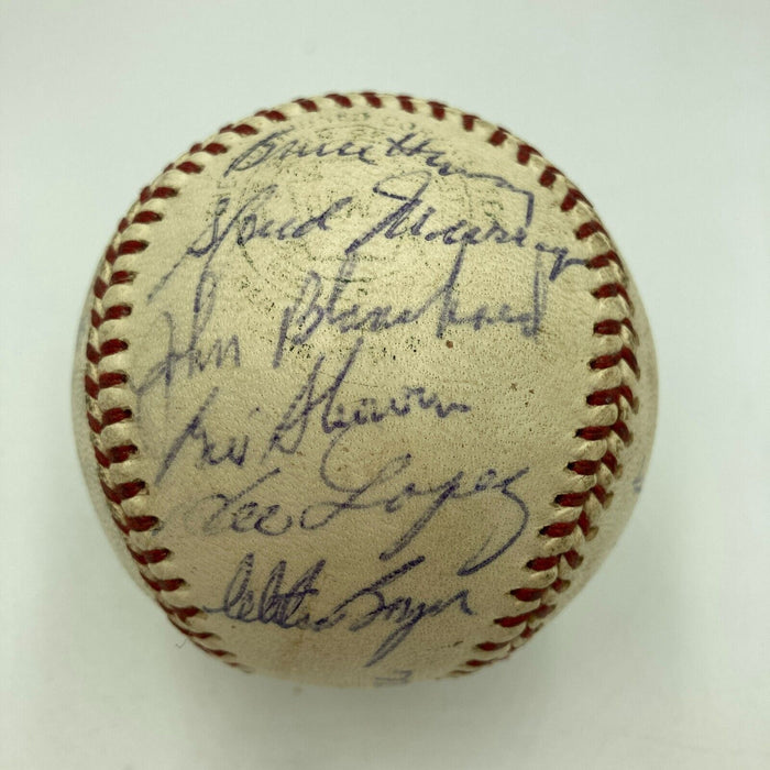 1961 New York Yankees W.S. Champs Team Signed Baseball Mickey Mantle Maris BAS