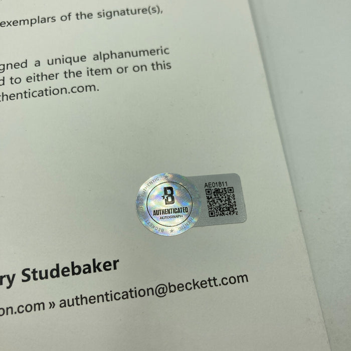 1938 Cincinnati Reds Team Signed Baseball Ernie Lombardi Beckett COA