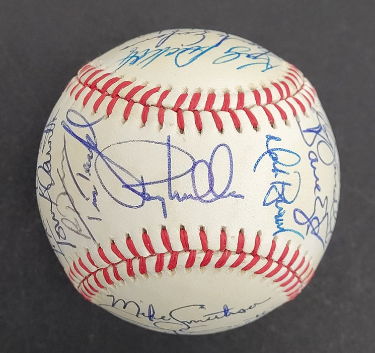 Kirby Puckett 1985 Minnesota Twins Team Signed Baseball JSA COA