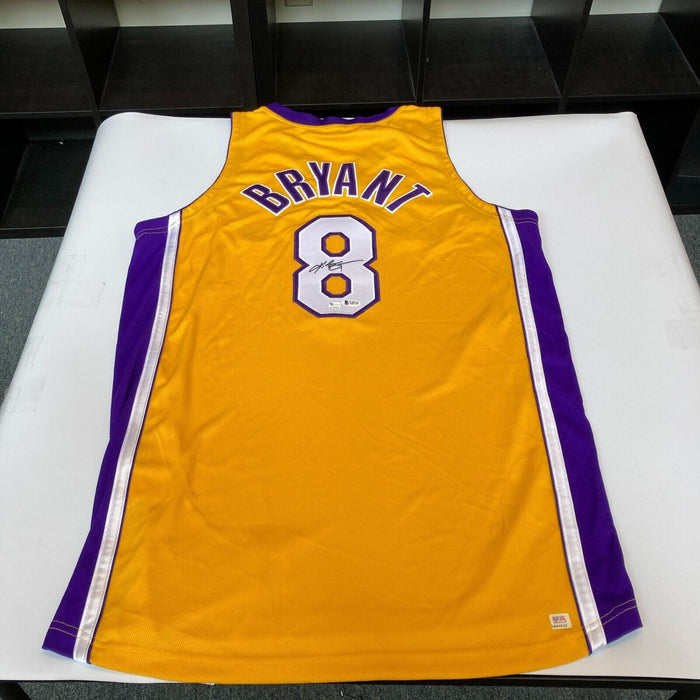 Kobe Bryant Signed 2000 Finals Game Issued Los Angeles Lakers Jersey Beckett PSA