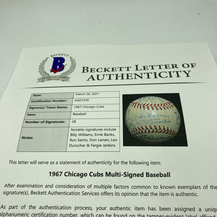 1967 Chicago Cubs Team Signed Baseball Ernie Banks Beckett COA